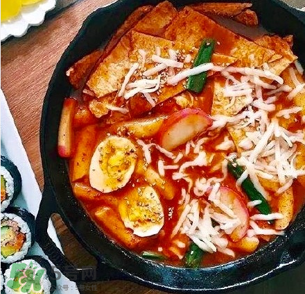 火雞面部隊鍋是什么？火雞面部隊鍋做法