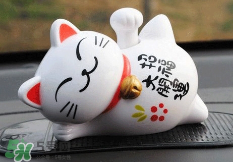 不同顏色的招財貓代表什么意思？招財貓的寓意是什么