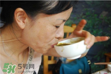 牛糞火鍋是什么?牛糞火鍋好吃嗎? 牛糞火鍋是什么?牛糞火鍋好吃嗎?