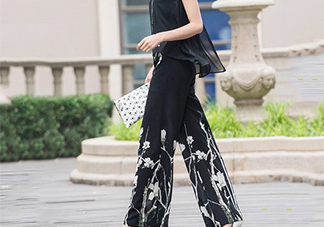 8月份去北京穿什么？八月份去北京穿衣搭配