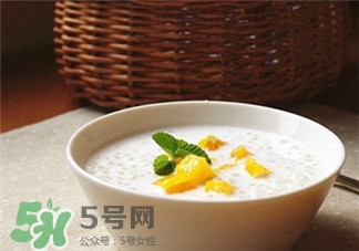 椰漿和椰汁有什么區(qū)別?椰漿和椰汁區(qū)別 椰漿和椰汁有什么區(qū)別?椰漿和椰汁區(qū)別