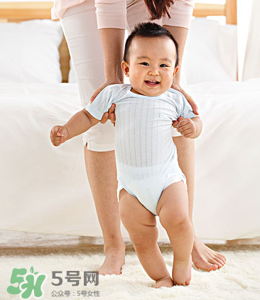 寶寶八字腳的原因 寶寶八字腳是怎么回事？