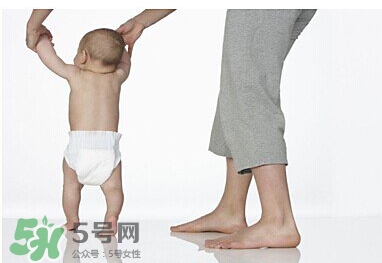 寶寶八字腳怎么矯正 寶寶八字腳可以矯正嗎？