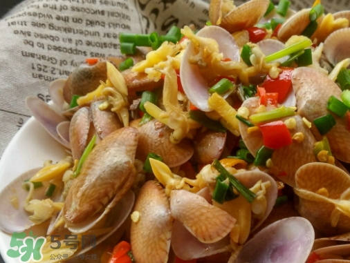 花甲泡了一夜還能吃嗎？花甲泡了一夜吃了會(huì)怎樣