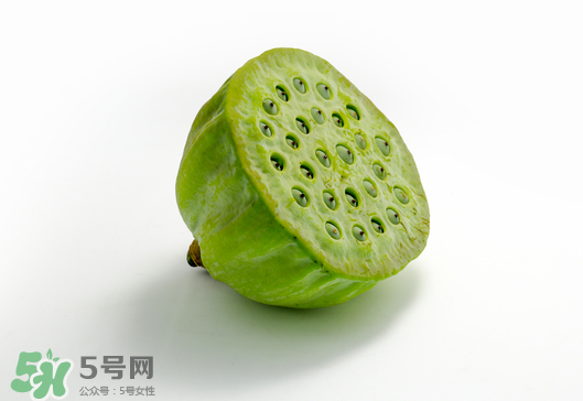 蓮蓬不能和什么同吃？蓮蓬和什么相克？
