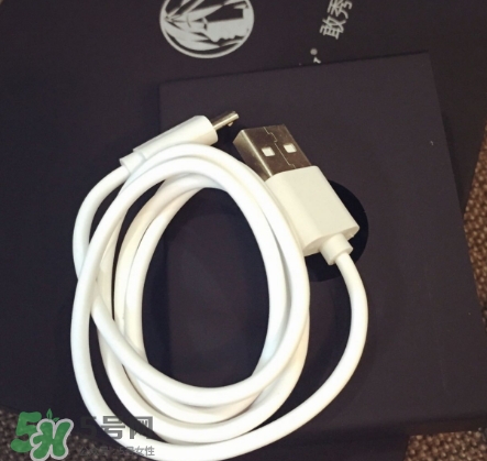 dayshow補(bǔ)水儀怎么充電？dayshow補(bǔ)水儀怎么加水