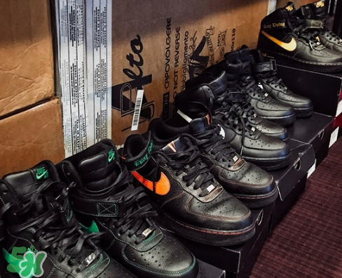 vlone與nike air force 1high聯(lián)名款運(yùn)動鞋配色有哪幾種？