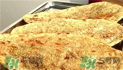 鍋盔是什么吃的?鍋盔的做法是什么? 鍋盔是什么吃的?鍋盔的做法是什么?