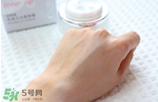 自然堂粉紅素顏霜怎么樣？自然堂粉紅素顏霜多少錢？