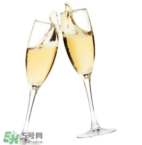 香檳是酒嗎？香檳是什么酒？