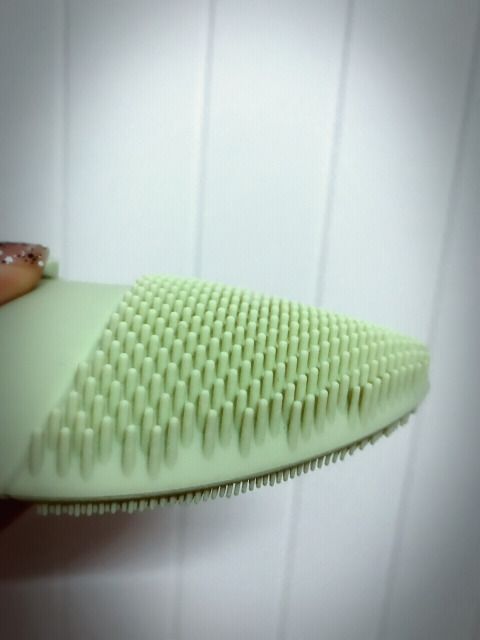 悅詩風吟洗臉儀好用嗎？悅詩風吟洗臉儀和luna潔面儀對比