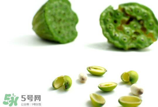 蓮蓬子中間的芯能吃嗎？蓮蓬子的功效與作用