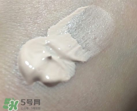 zeesea滾輪bb霜怎么樣？zeesea滾輪bb霜好用嗎