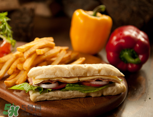 kpro小龍蝦雞肉帕尼尼好吃嗎？多少錢？