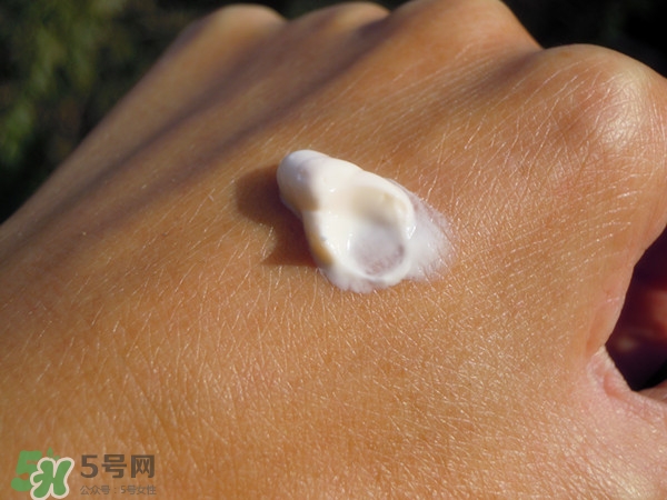 玉蘭油素顏霜怎么樣？玉蘭油素顏霜多少錢？