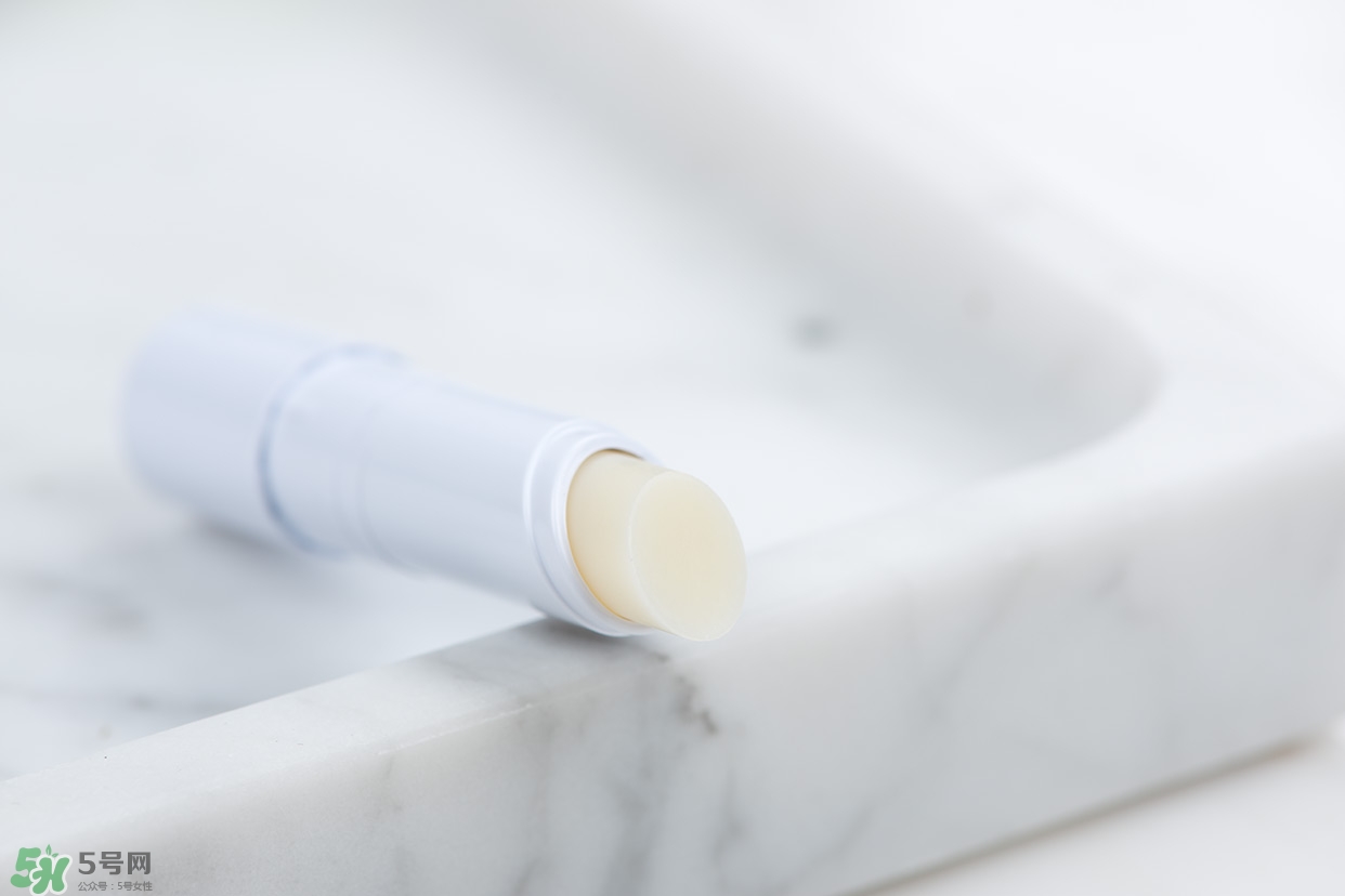 依泉唇膏怎么樣 依泉唇膏多少錢 依泉唇膏怎么樣 依泉唇膏多少錢