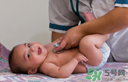 新生兒臍帶發(fā)炎可以用菜油擦嗎？臍帶能不能用菜油擦？