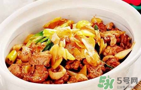 山黃皮燜鴨怎么做好吃？山黃皮燜鴨的做法