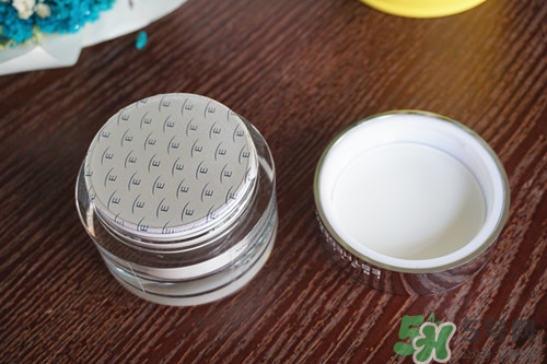 雅詩敦素顏霜怎么樣_怎么用_多少錢 雅詩敦素顏霜怎么樣_怎么用_多少錢