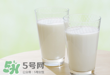 嬰兒奶粉老人能喝嗎？老人能不能喝嬰兒奶粉？