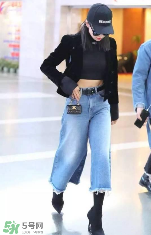 腰包怎么背好看？腰包怎么搭配？