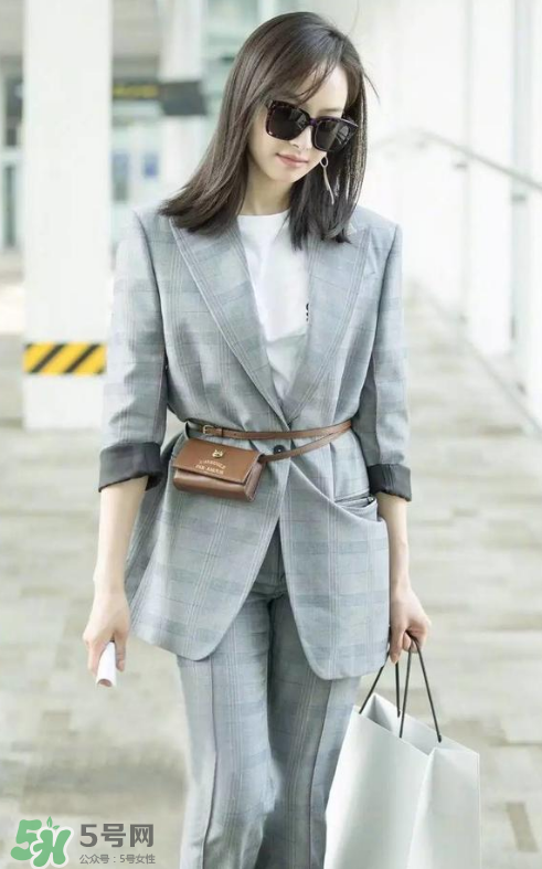 腰包怎么背好看？腰包怎么搭配？