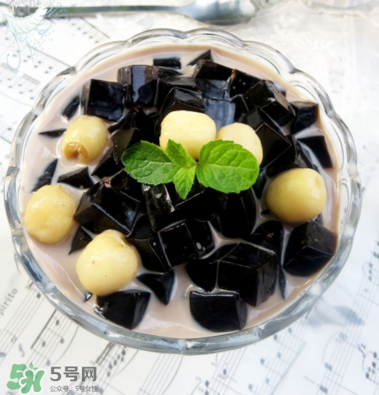 兒童能吃龜苓膏嗎？龜苓膏小孩能吃嗎？