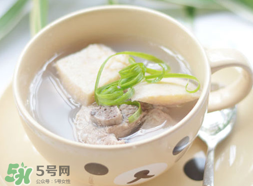 榴蓮殼燉排骨殼能吃嗎？榴蓮殼燉排骨什么味道？