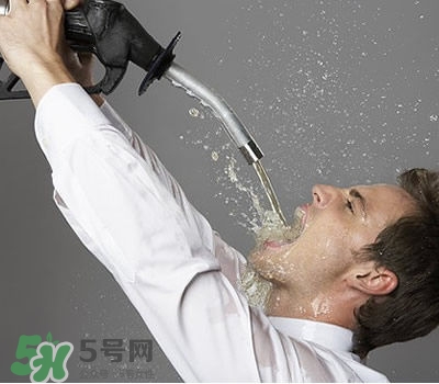 腎結(jié)石怎么治最好？腎結(jié)石的醫(yī)治方法