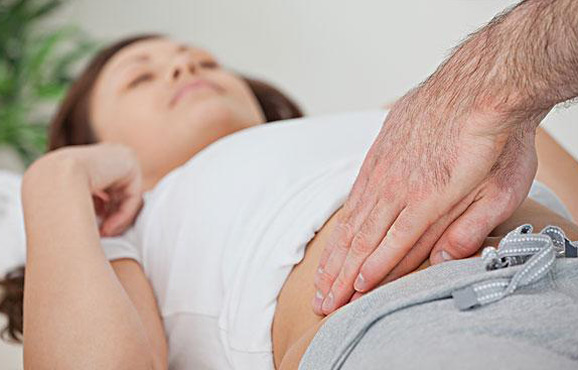 腎結(jié)石的檢查項(xiàng)目有哪些？腎結(jié)石多大需要手術(shù)？