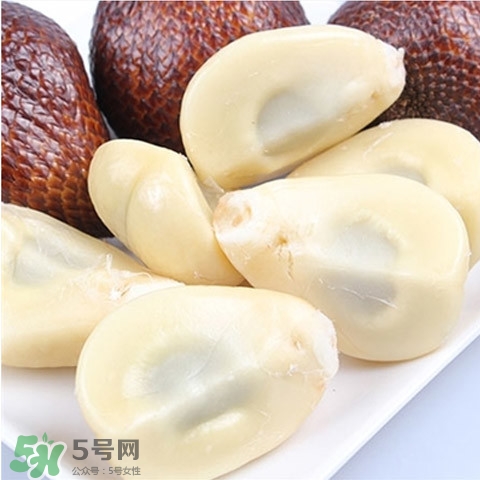 蛇皮果吃了會上火嗎？蛇皮果吃了會不會皮膚過敏？