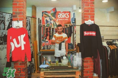 supreme italia是什么牌子？意大利版supreme和supreme有什么區(qū)別？