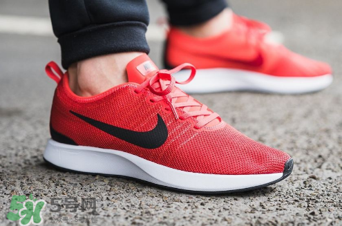 nike dualtone racer多少錢？耐克dualtone racer跑鞋價格