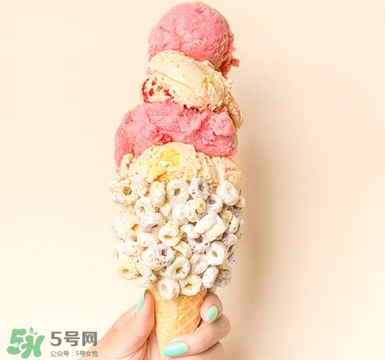 emack bolio's堆疊冰淇淋多少錢？堆疊冰淇淋好吃嗎？