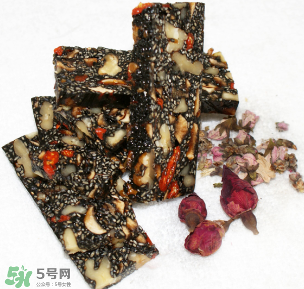 哺乳期吃阿膠對寶寶有影響嗎？哺乳期能不能吃阿膠？