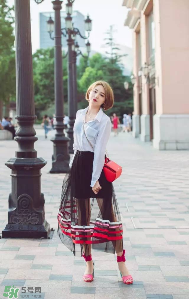 女生夏天穿什么衣服顯腿長 遮肉又顯腿長的搭配 女生夏天穿什么衣服顯腿長 遮肉又顯腿長的搭配