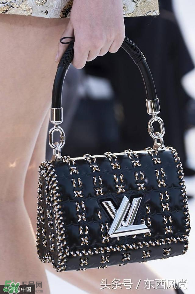 lv臉譜錢(qián)包多少錢(qián)_louis vuitton臉譜錢(qián)包上市時(shí)間