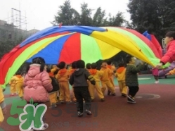 2017幼兒園戶外活動教案 2017幼兒園運(yùn)動會方案