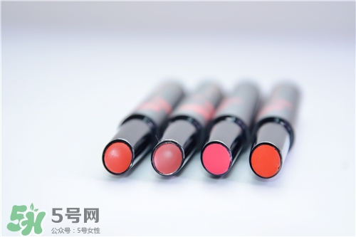 卡姿蘭嘀嗒唇膏怎么用_卡姿蘭嘀嗒唇膏使用方法 卡姿蘭嘀嗒唇膏怎么用_卡姿蘭嘀嗒唇膏使用方法