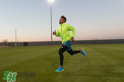 new balance fuelcell跑鞋多少錢？新百倫fuelcell跑鞋專柜價格