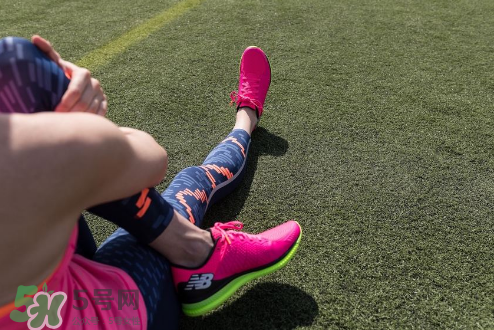 new balance fuelcell跑鞋腳感怎么樣_值得買嗎？