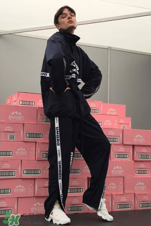 vetements與umbro2018春夏聯(lián)名系列怎么樣_好看嗎？