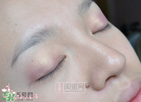 nars吉隆坡眼影怎么畫？nars吉隆坡雙色眼影畫法圖解