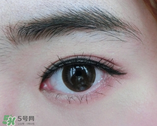 nars吉隆坡眼影怎么畫？nars吉隆坡雙色眼影畫法圖解