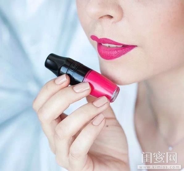 蘭蔻搖搖染唇液哪個(gè)顏色好看？蘭蔻搖搖染唇液色號(hào)試色