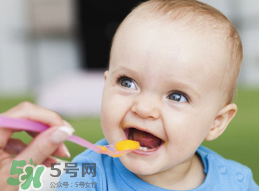 輔食添加過早的危害？為什么不能過早的添加輔食？