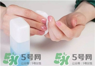 怎么選購指甲油?長期使用指甲油會(huì)怎樣? 怎么選購指甲油?長期使用指甲油會(huì)怎樣?