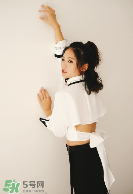 快女黃英懷二胎 快女黃英老公是誰？