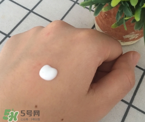 高姿勻凈透亮萃白禮盒多少錢？高姿勻凈透亮萃白禮盒價格