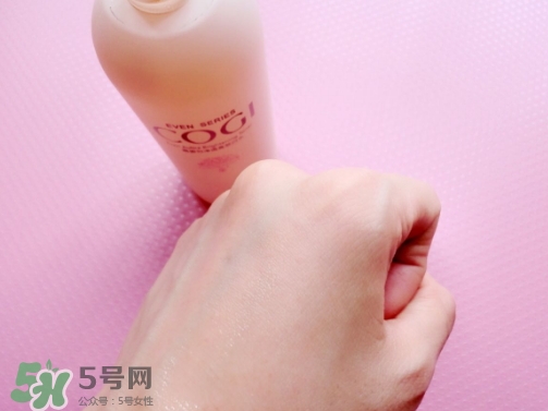 高姿大白水男士能用嗎？高姿大白水男生用合適嗎？